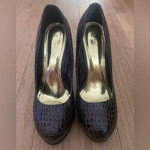 Shoe Dazzle Bliss size 8.5